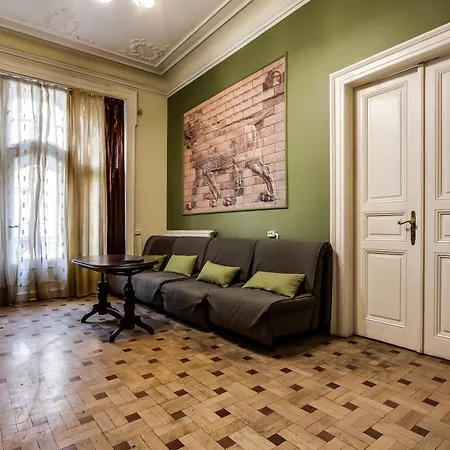 Leosphere Hostel Lviv